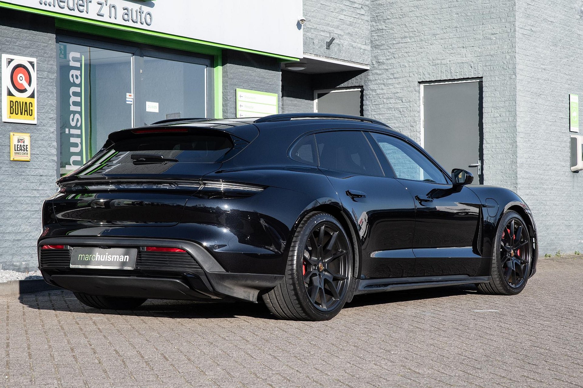 Porsche Taycan Sport Turismo