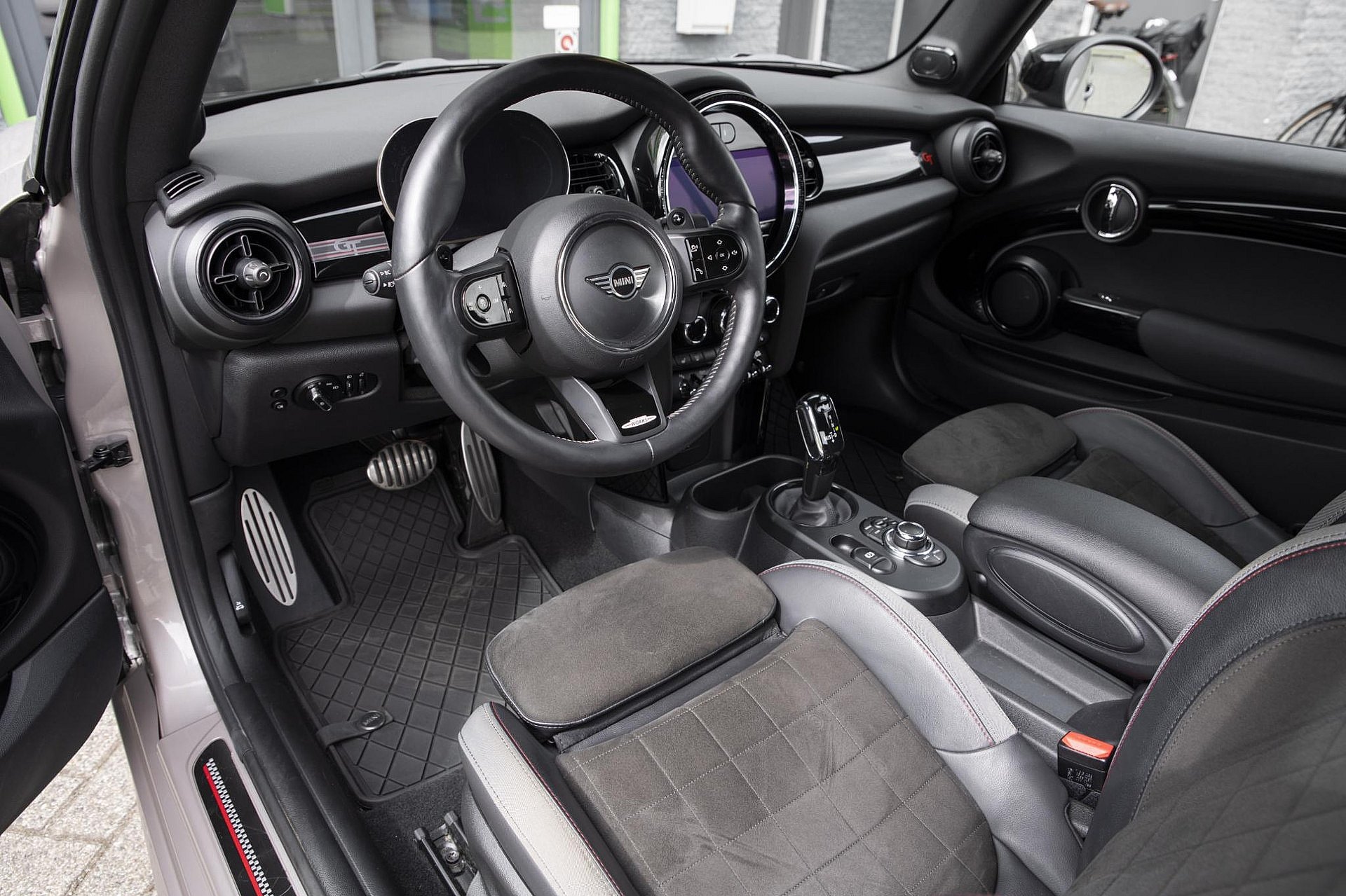 MINI Cabrio
