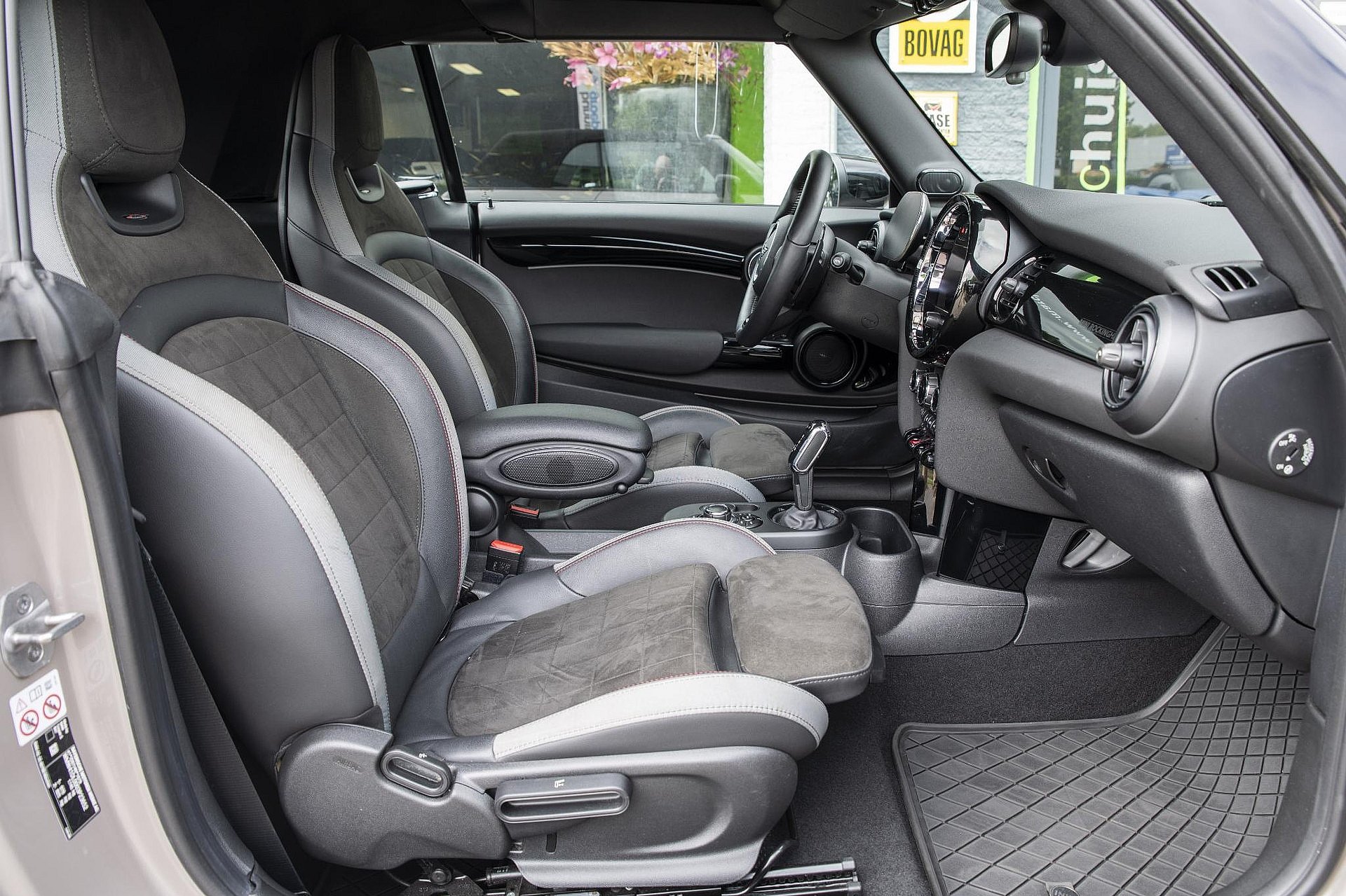 MINI Cabrio