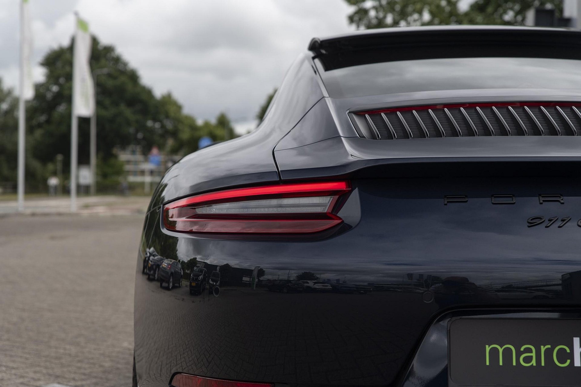 Porsche 911