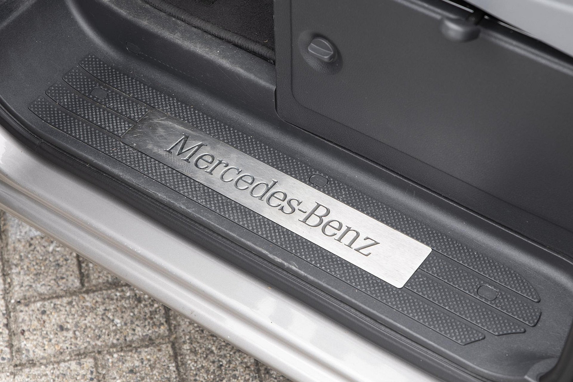 Mercedes-Benz 