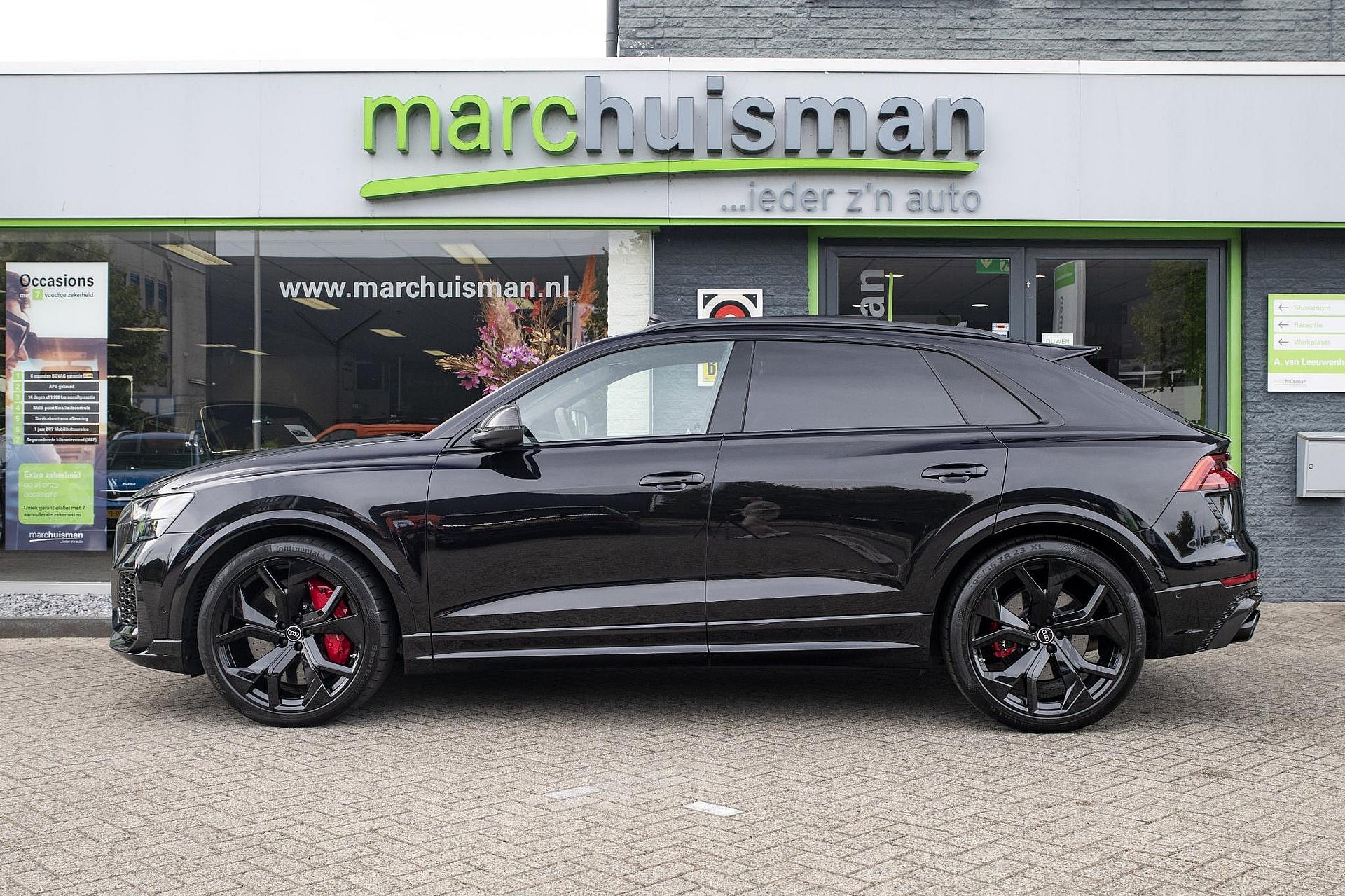 Audi RSQ8 