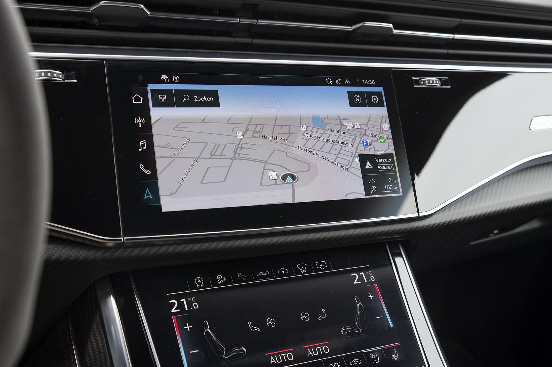 Audi RSQ8