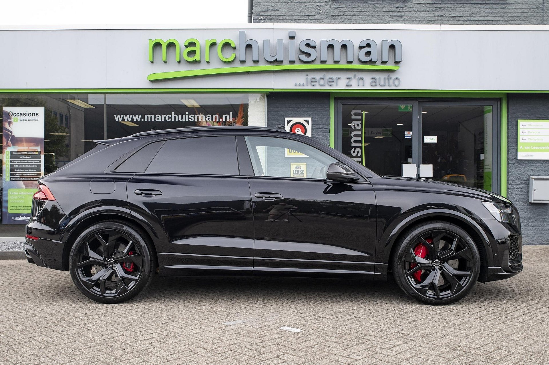 Audi RSQ8