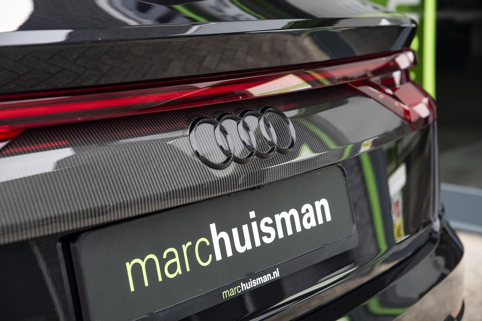Audi RSQ8