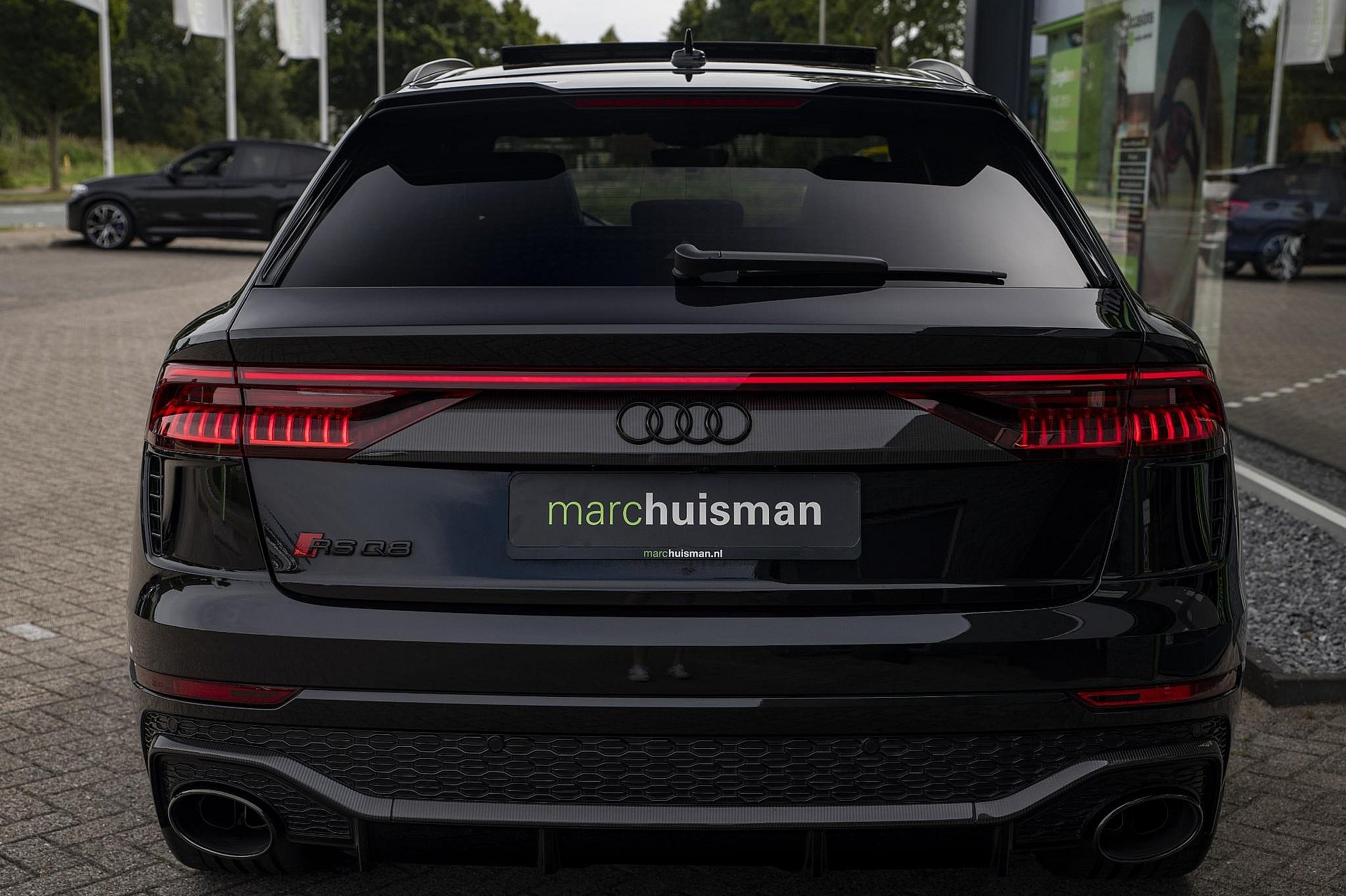 Audi RSQ8