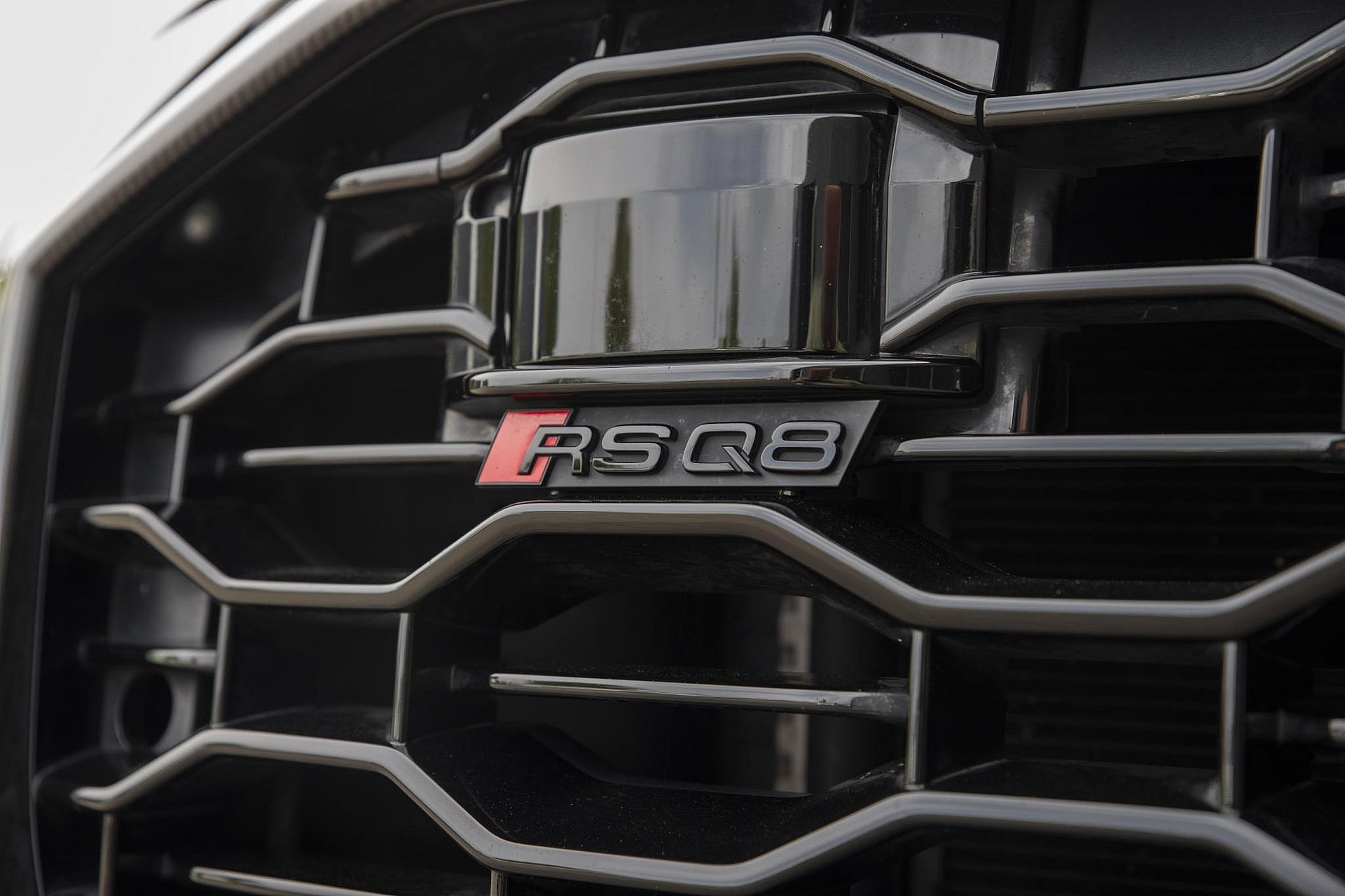 Audi RSQ8