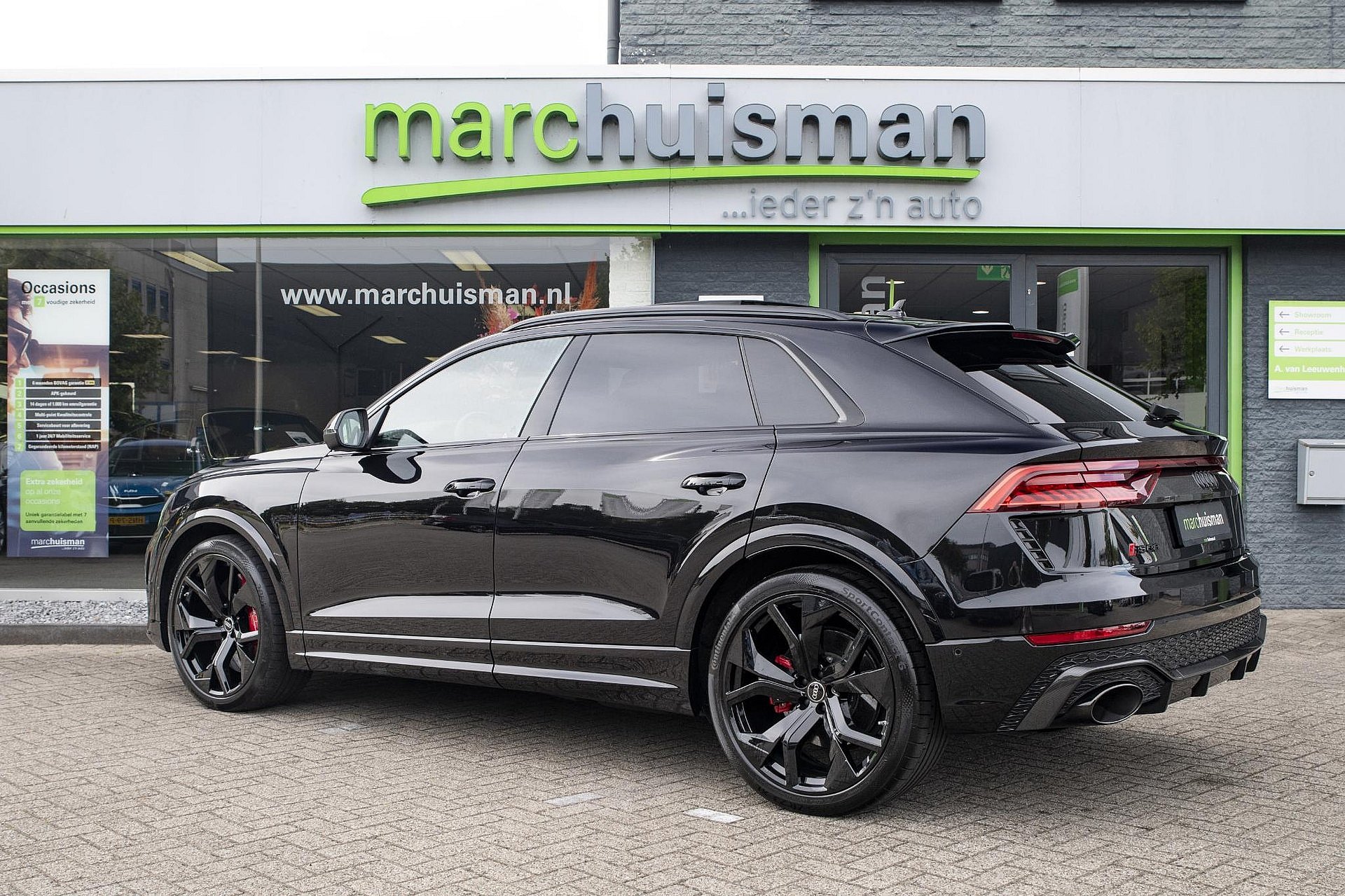 Audi RSQ8