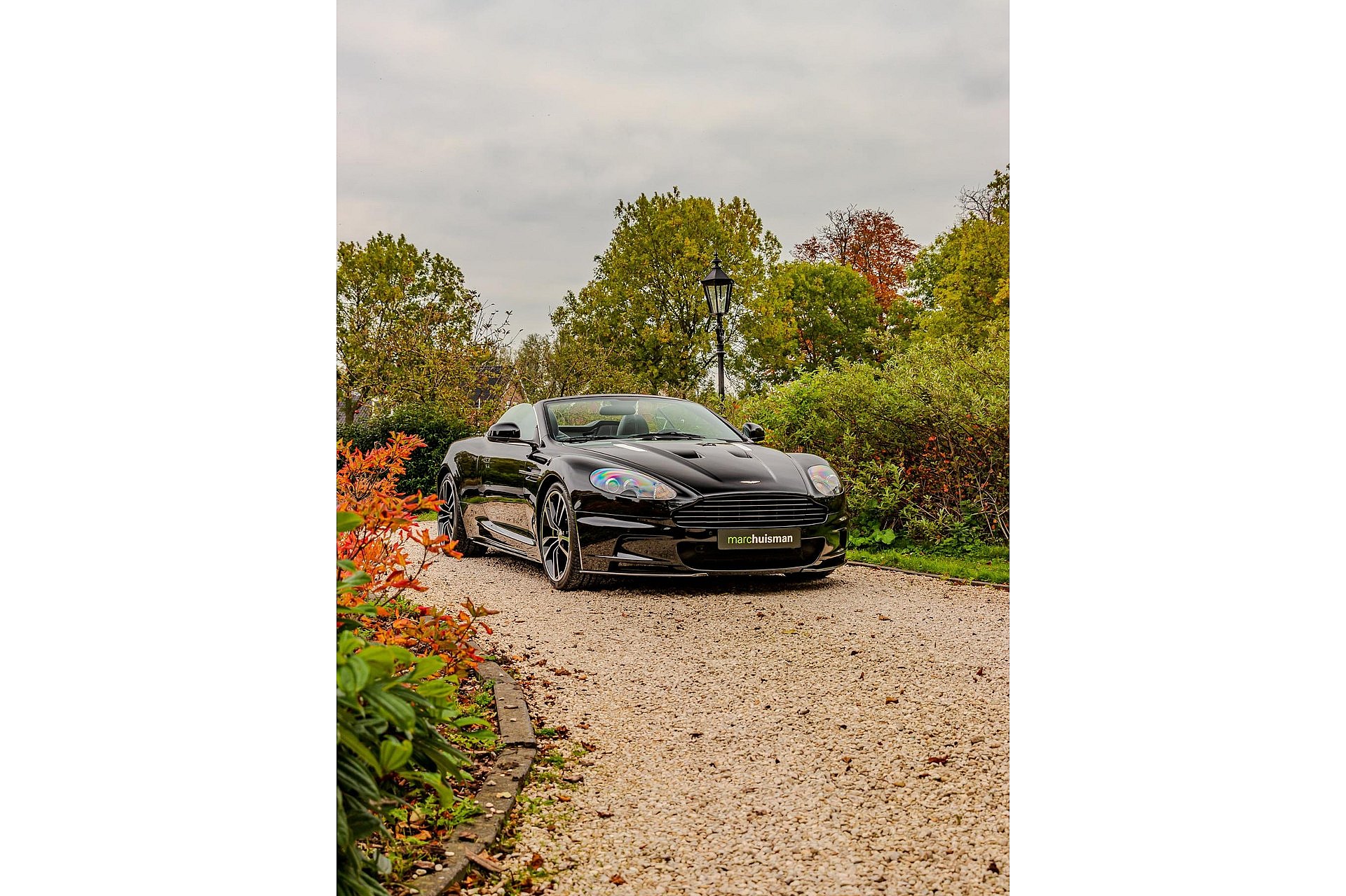 Aston Martin DBS 