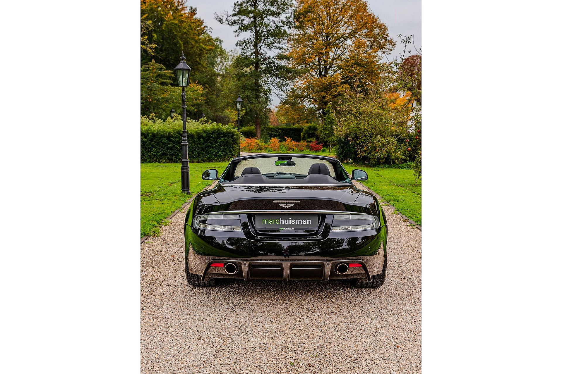 Aston Martin DBS 