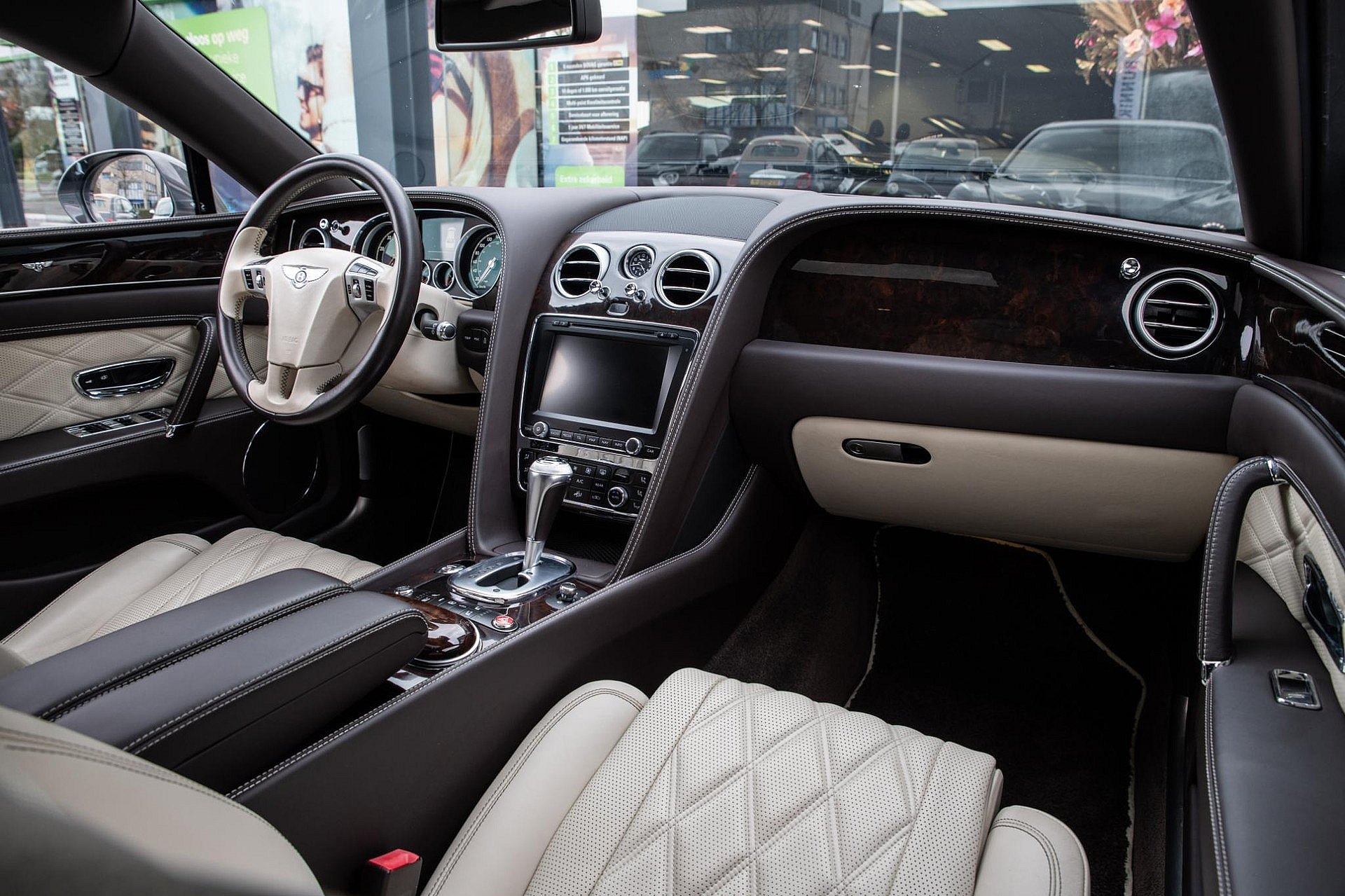 Bentley Flying Spur 