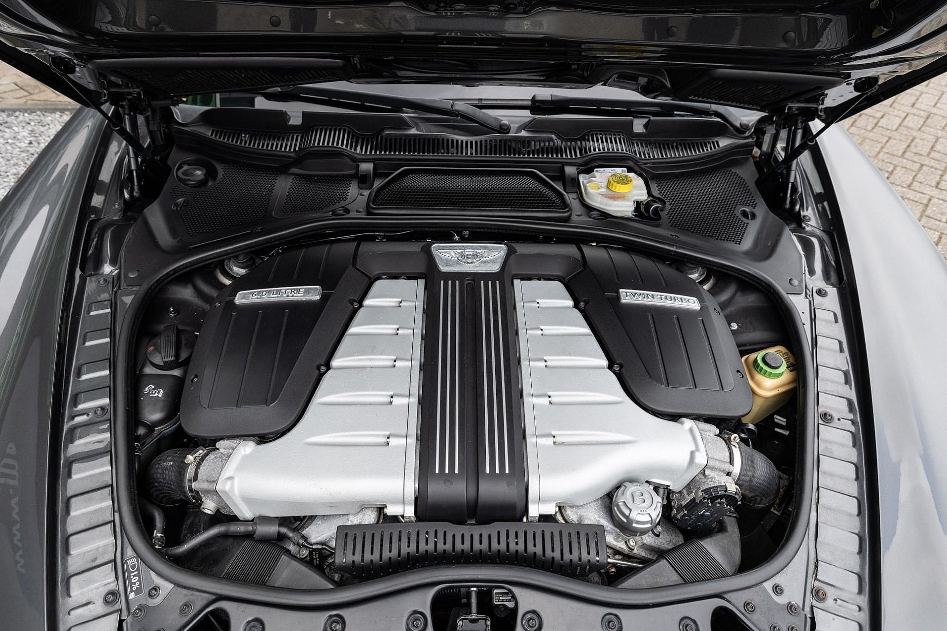 Bentley Flying Spur 