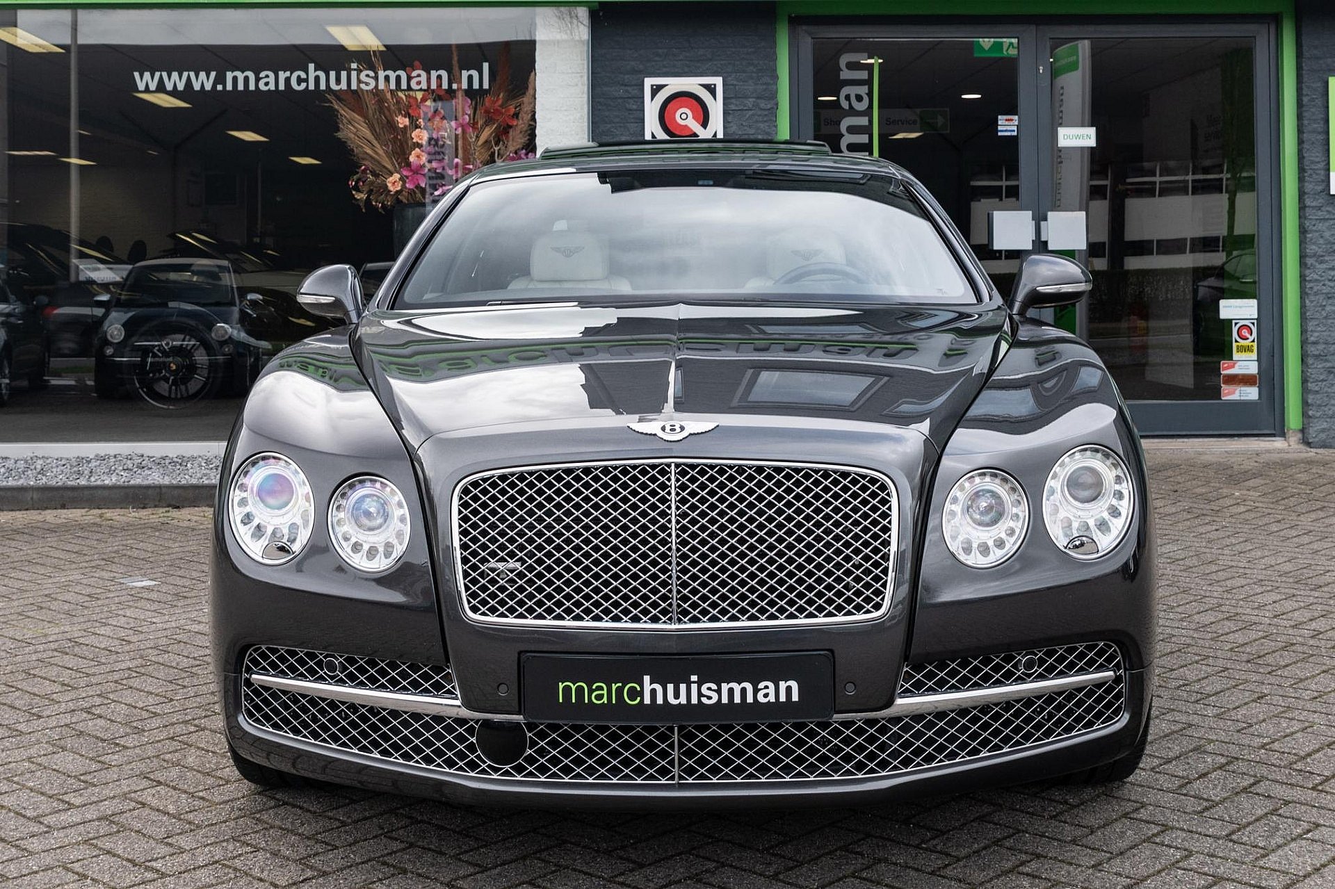 Bentley Flying Spur 