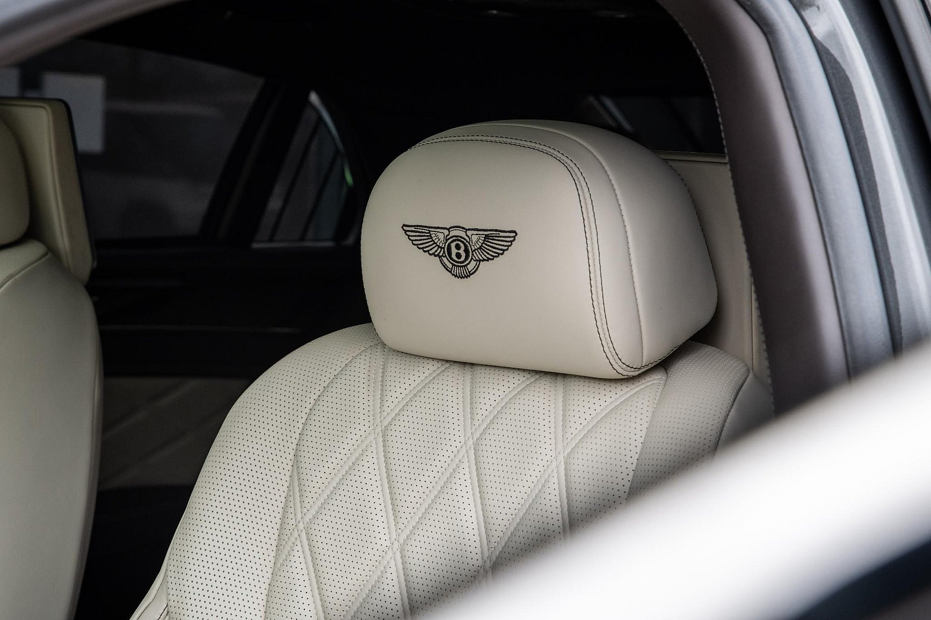 Bentley Flying Spur 