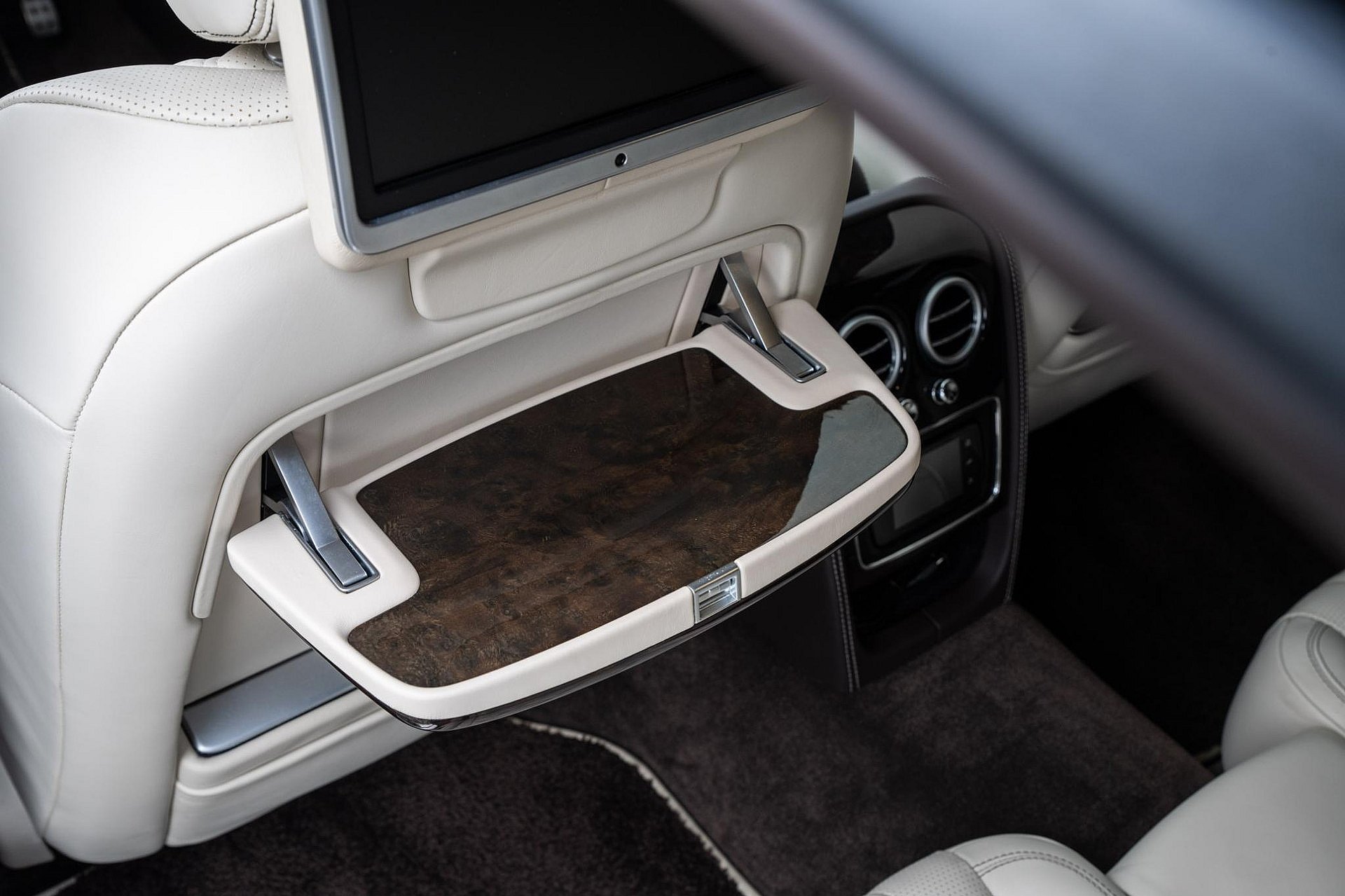 Bentley Flying Spur 