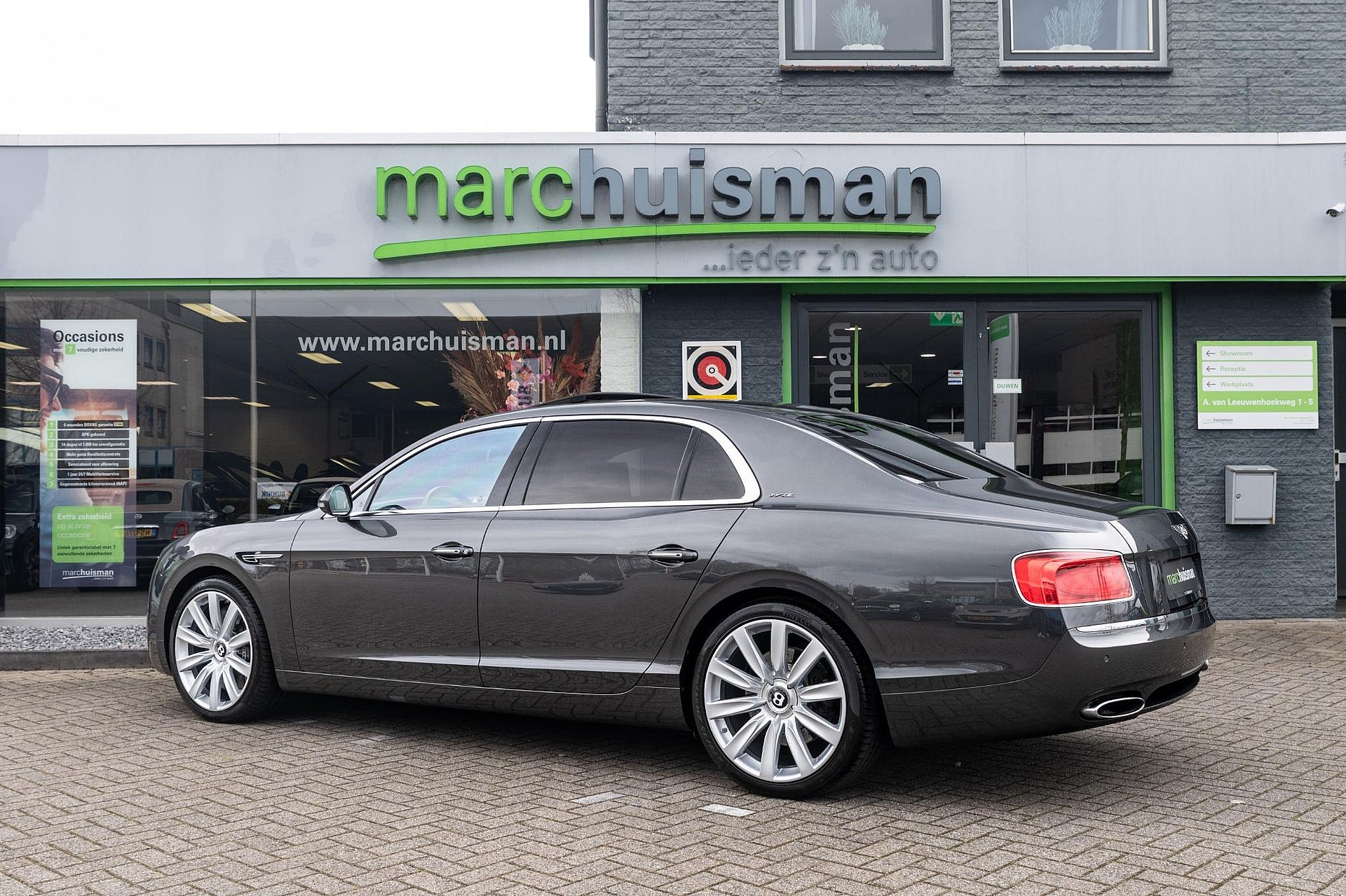 Bentley Flying Spur 