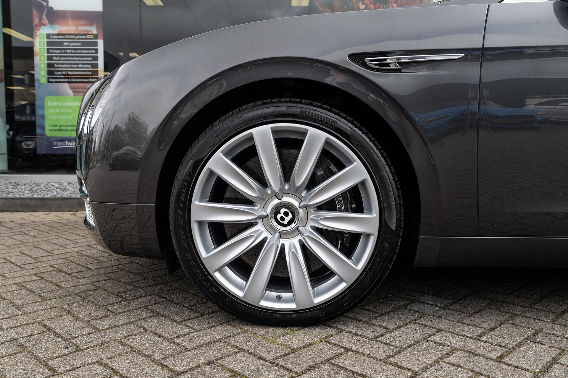 Bentley Flying Spur 