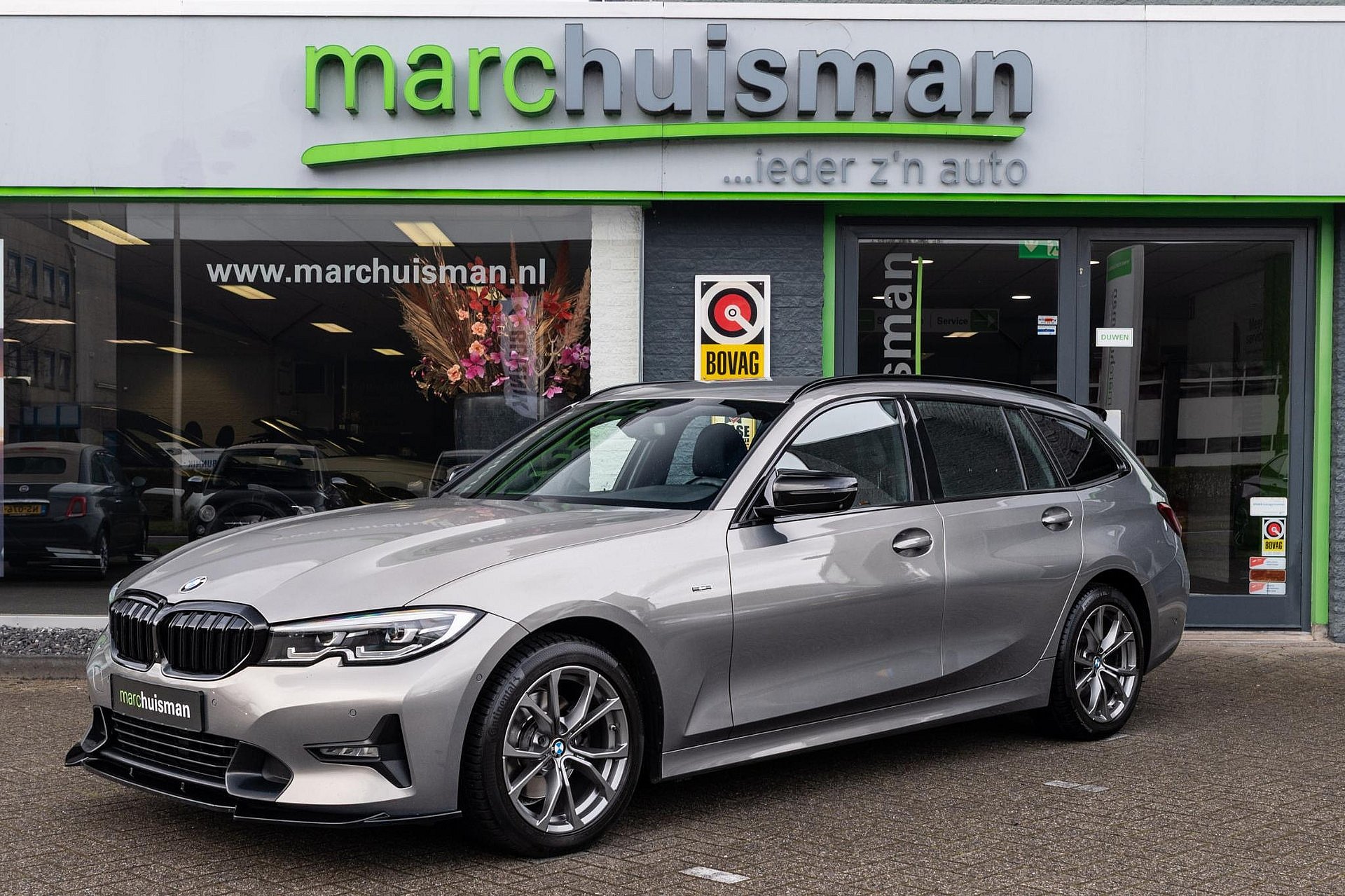BMW 3 Serie Touring 320i High Executive Edition / LEDER / LED / MAXTON