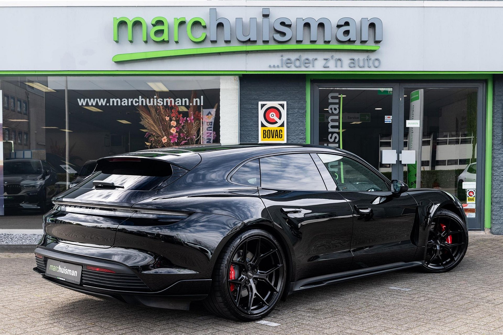 Porsche Taycan Sport Turismo 