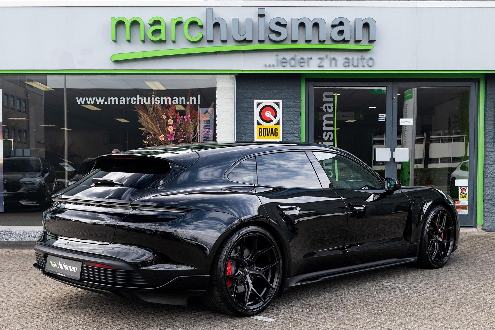 Porsche Taycan Sport Turismo 