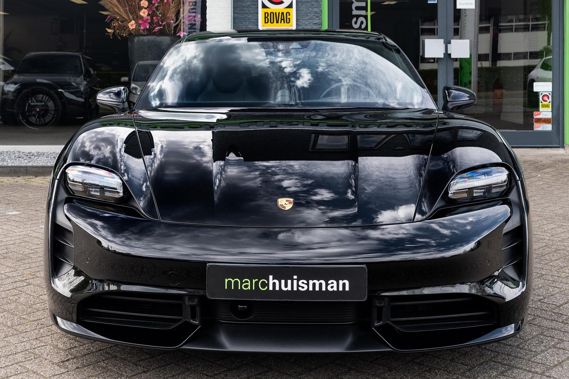 Porsche Taycan Sport Turismo 