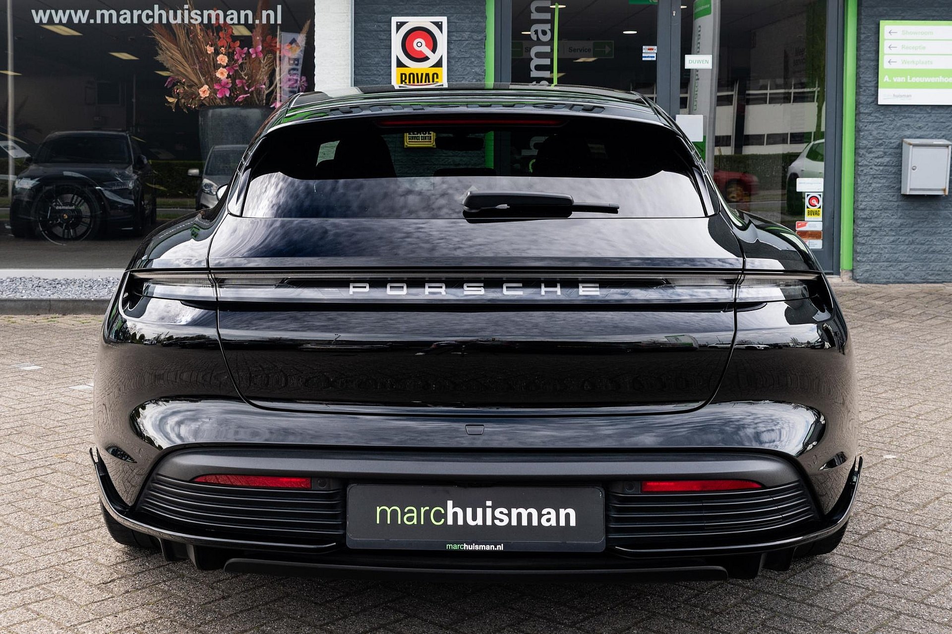Porsche Taycan Sport Turismo 