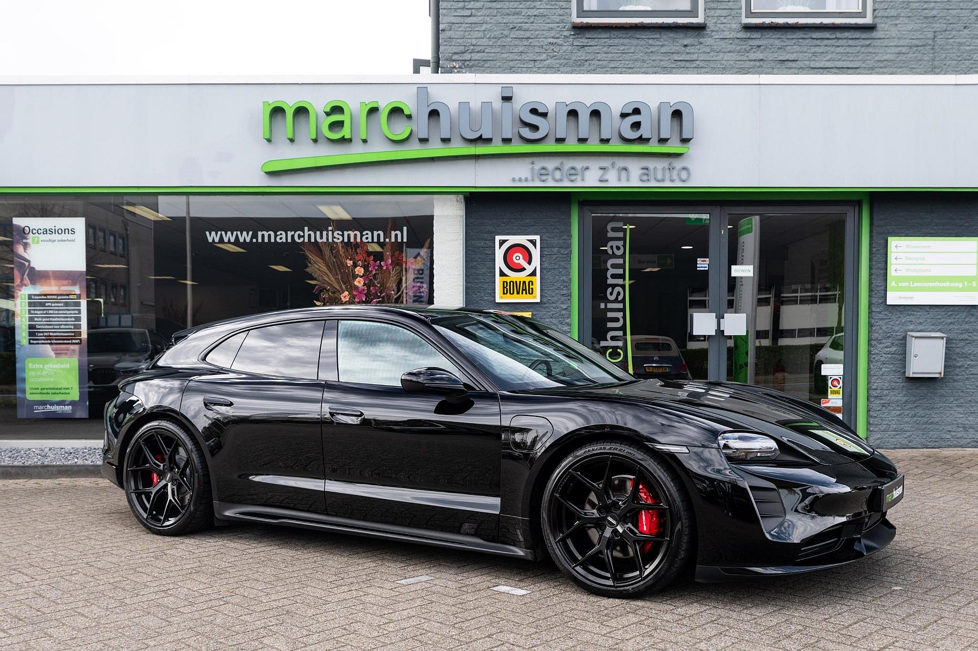 Porsche Taycan Sport Turismo 