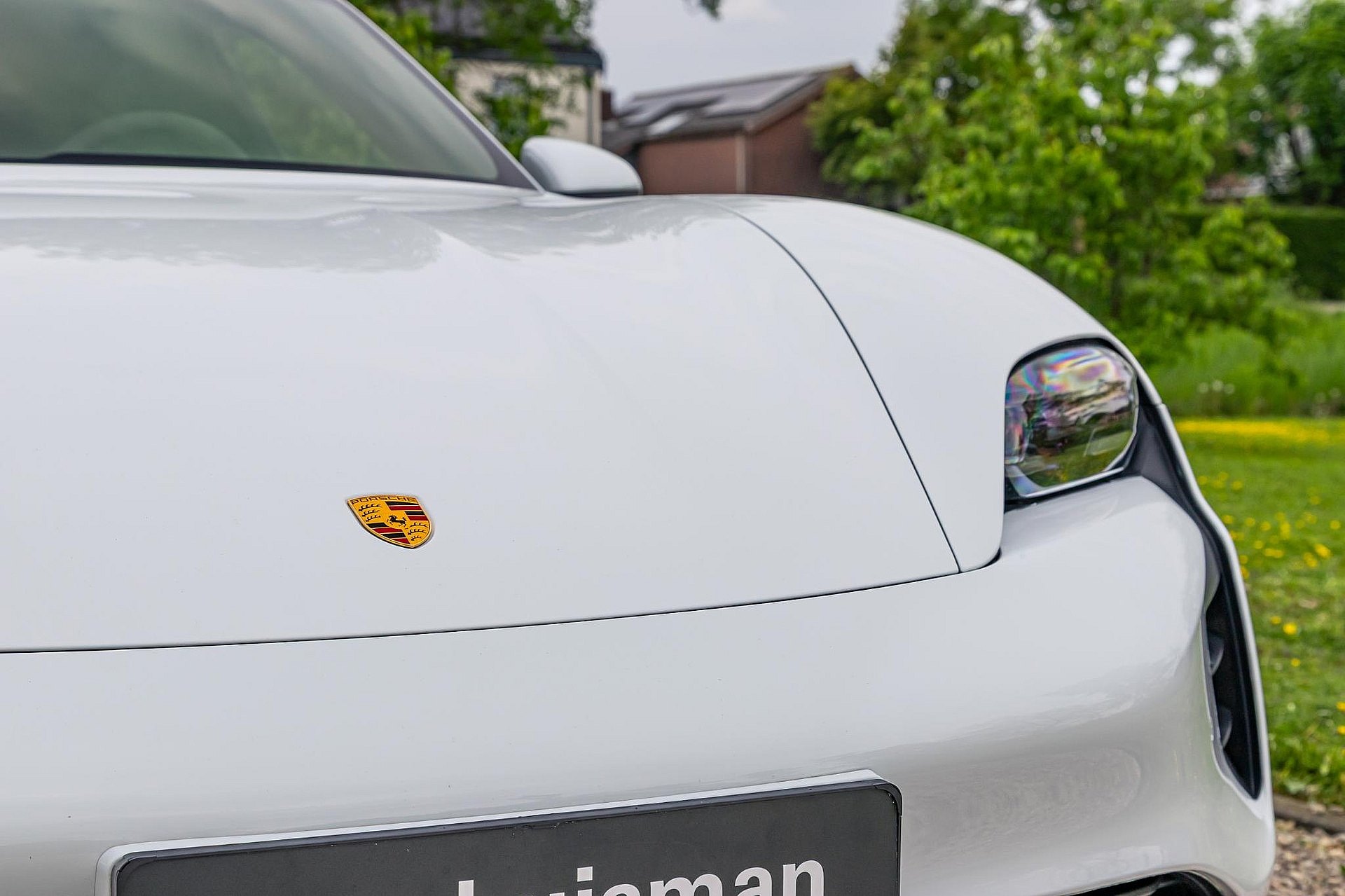 Porsche Taycan 