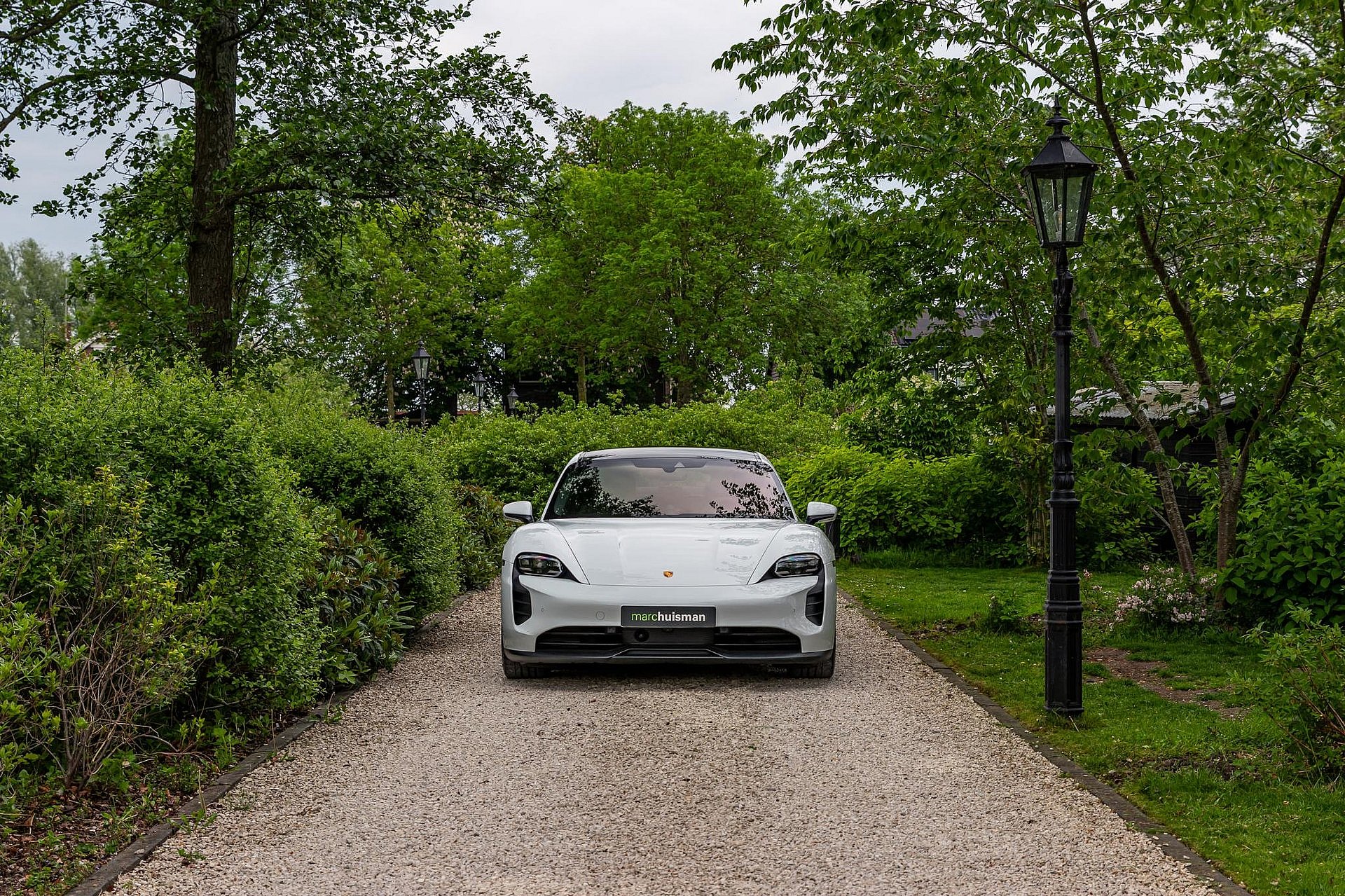Porsche Taycan 