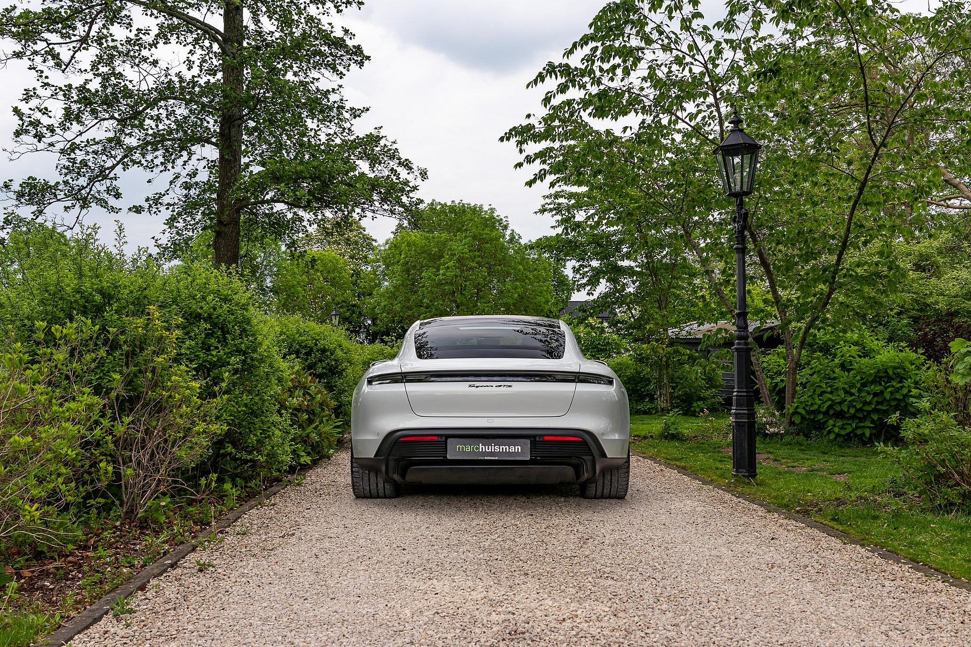 Porsche Taycan 