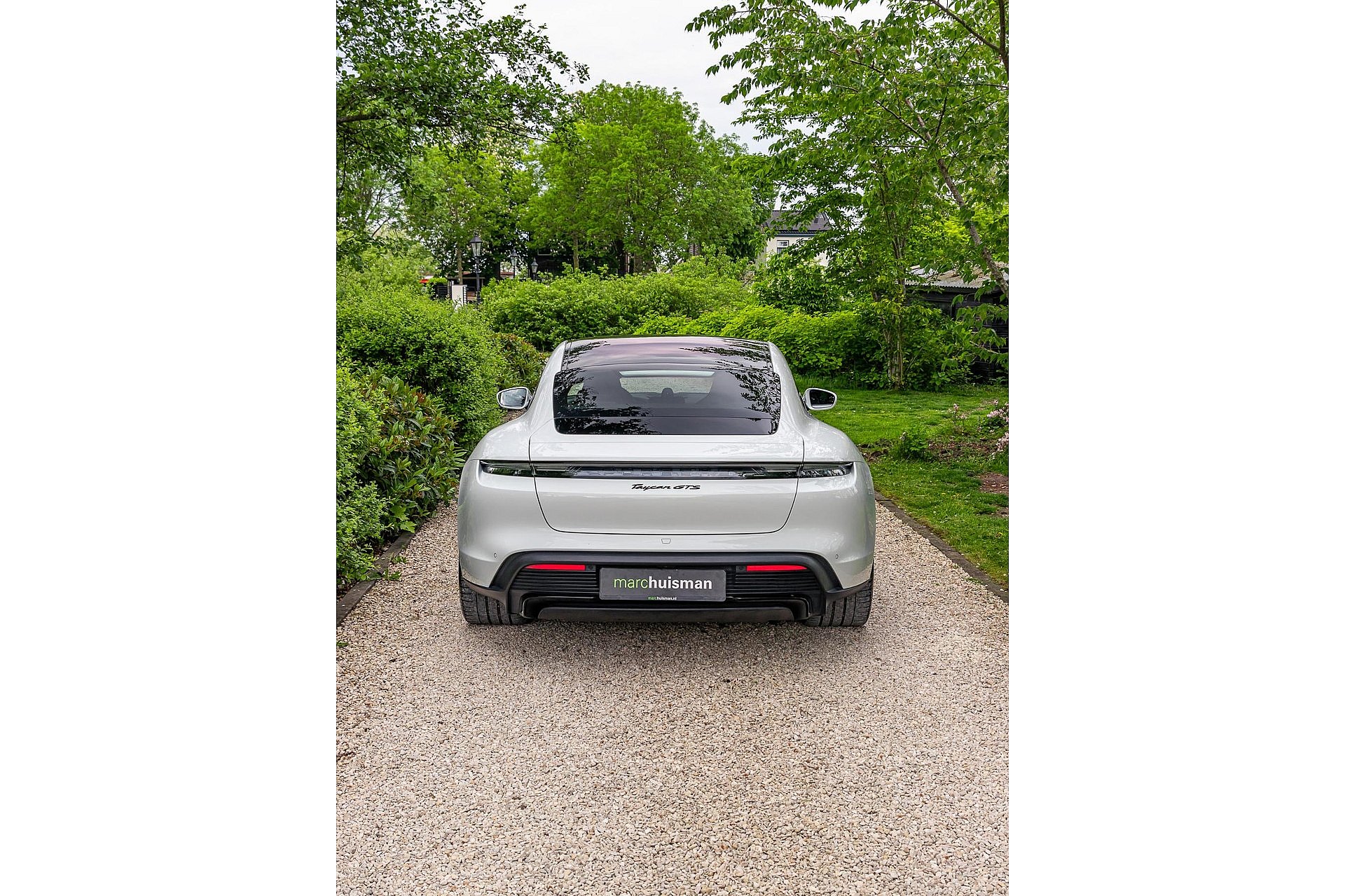 Porsche Taycan 
