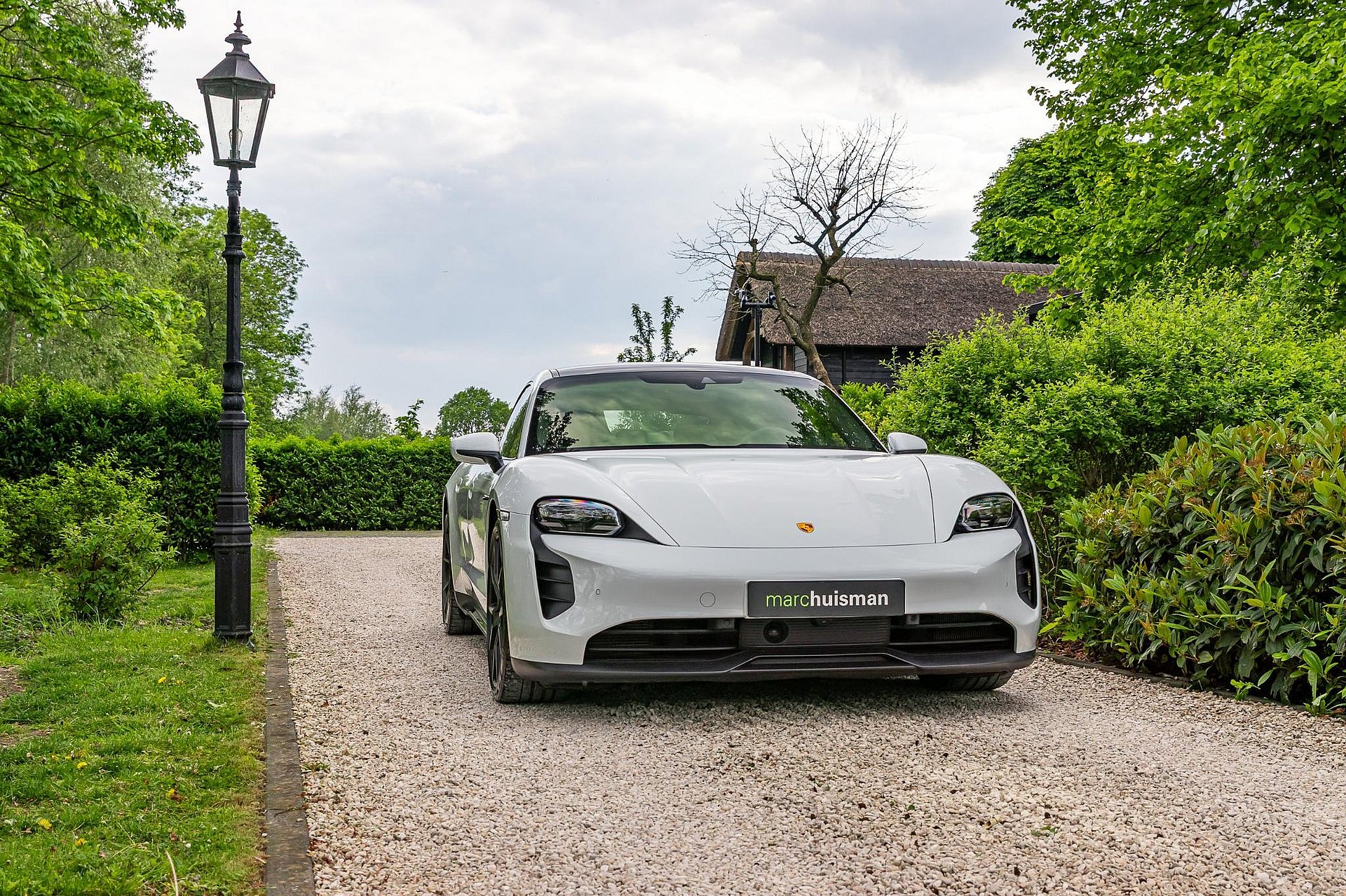 Porsche Taycan 