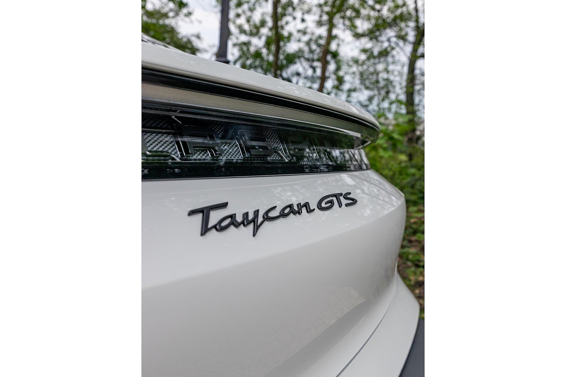 Porsche Taycan 