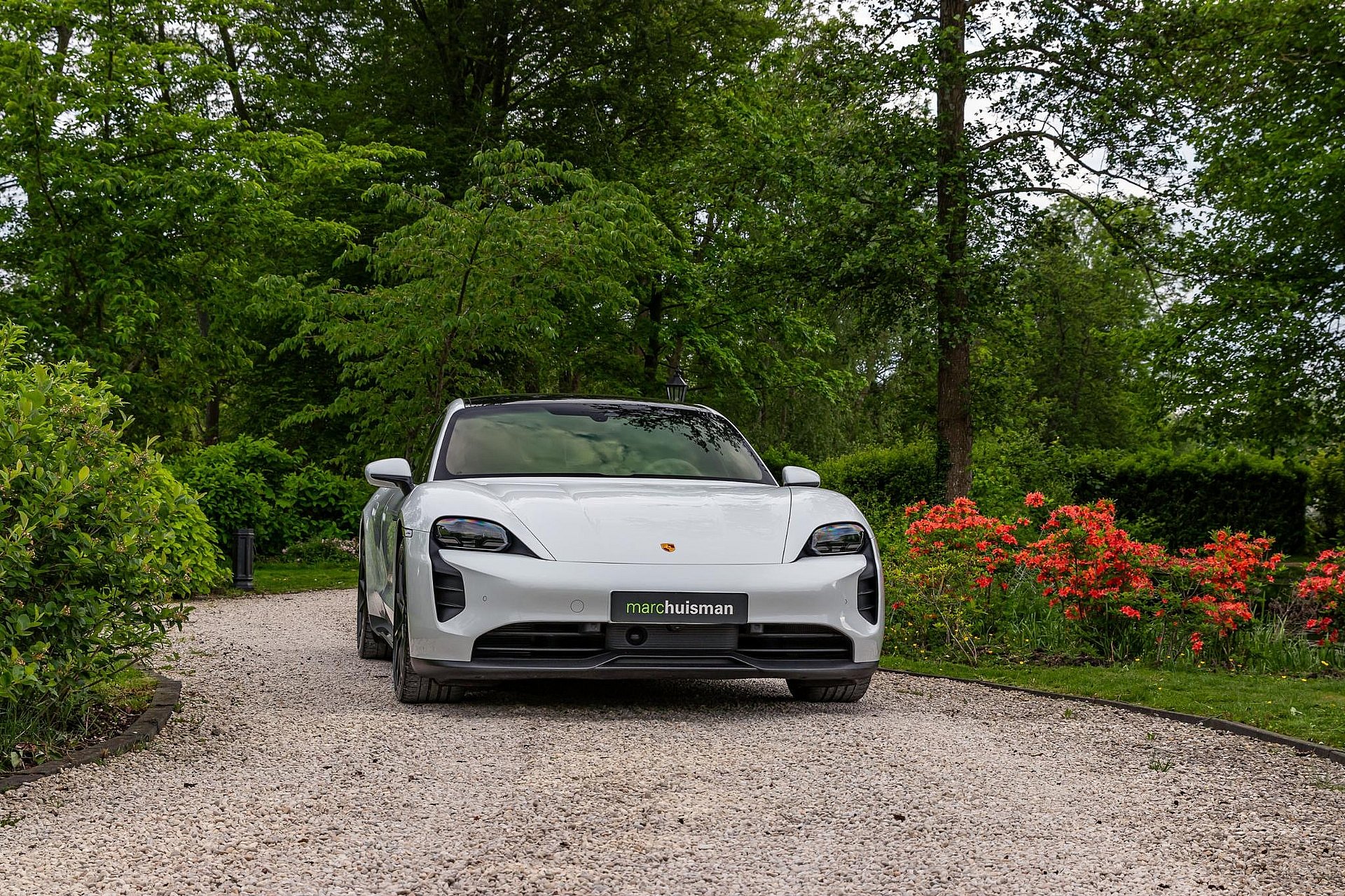 Porsche Taycan 