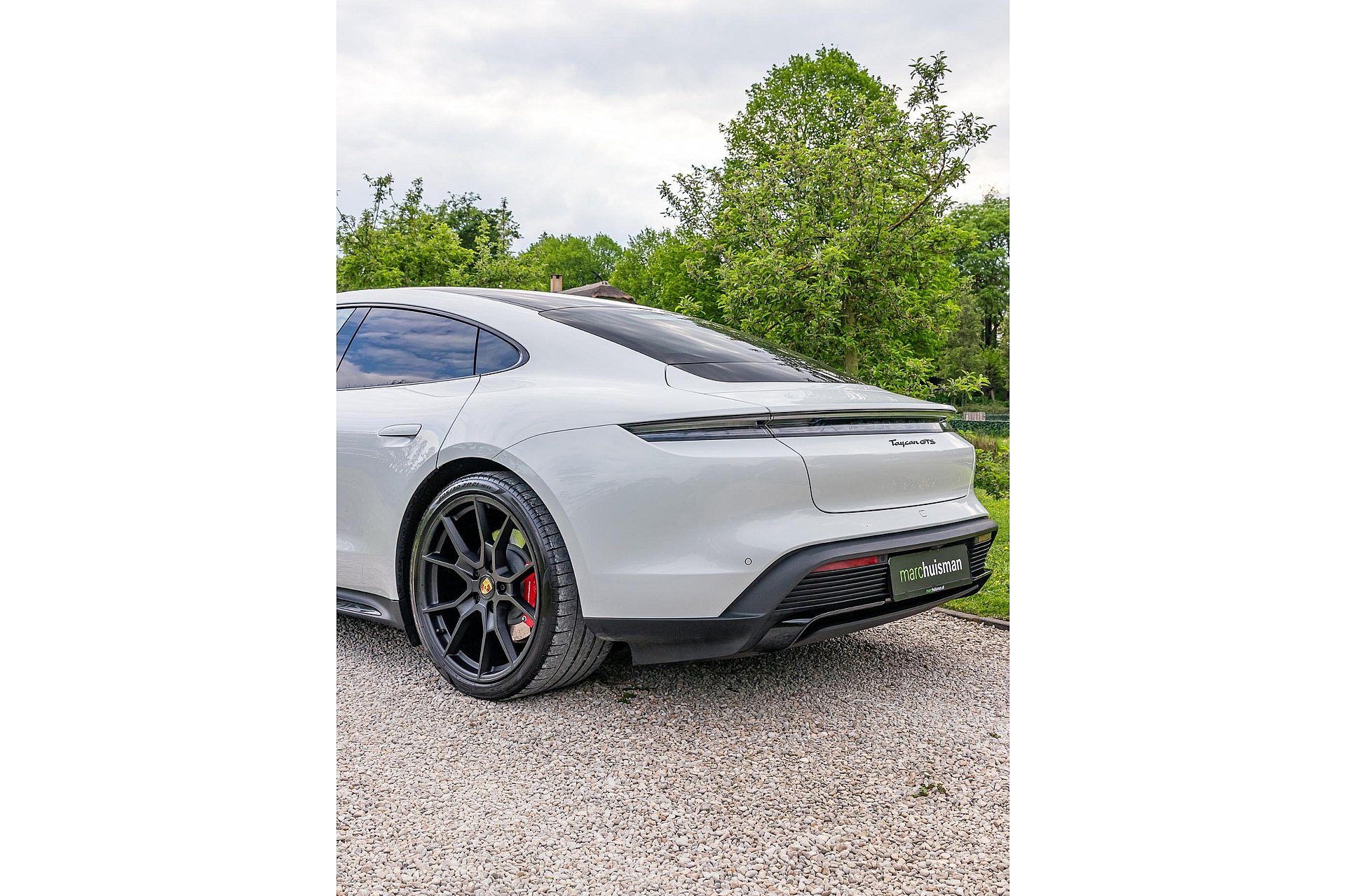 Porsche Taycan 